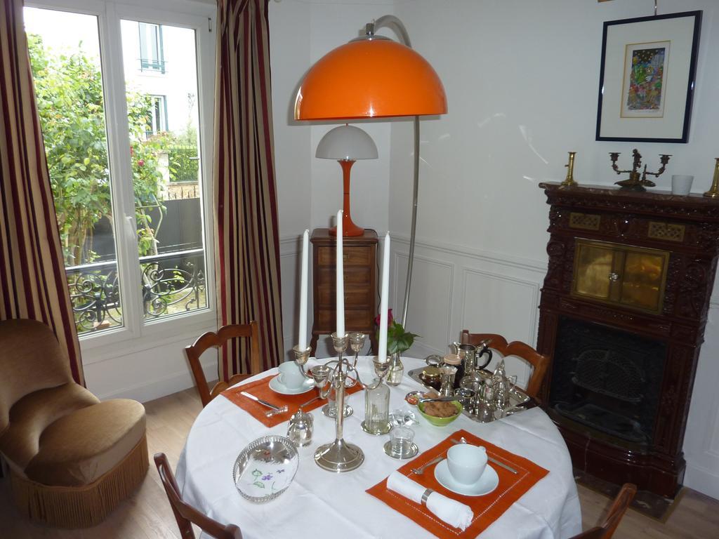 르페뢰쉬르마른 Maison Romantique B&B 외부 사진